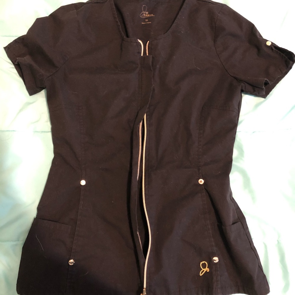 Jaanuu black zip up scrub medical top